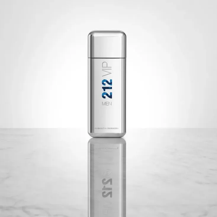 212 VIP Men Carolina Herrera Eau de Toilette - Imagem 4