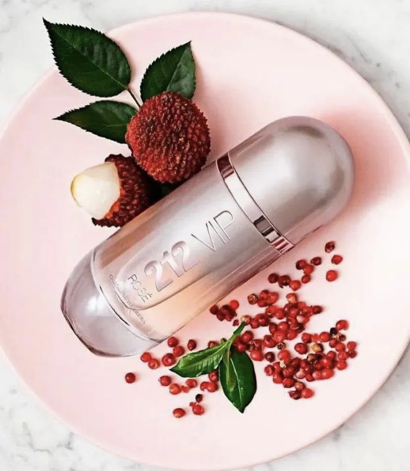 212 VIP Rosé Carolina Herrera Eau de Parfum - Imagem 3